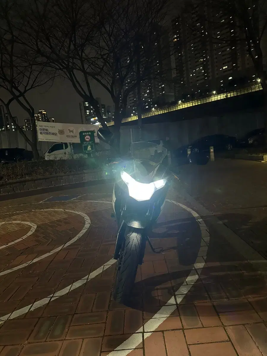 cbr125(16연식 깔끔한차량 판매합니다!)